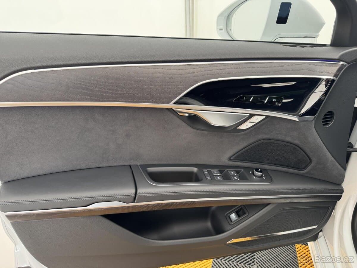 2022 Audi A8 - 5
