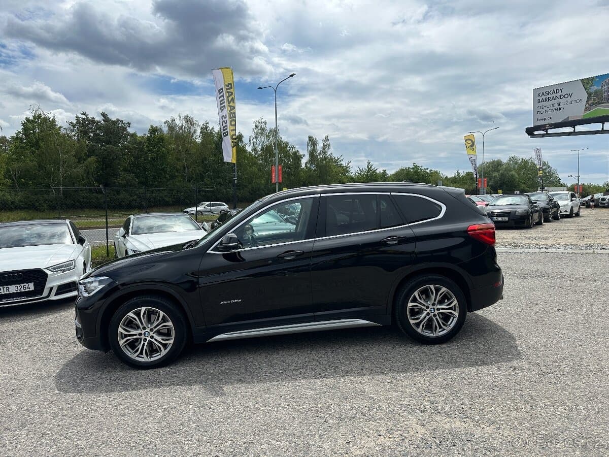 2017 BMW X1 - 5