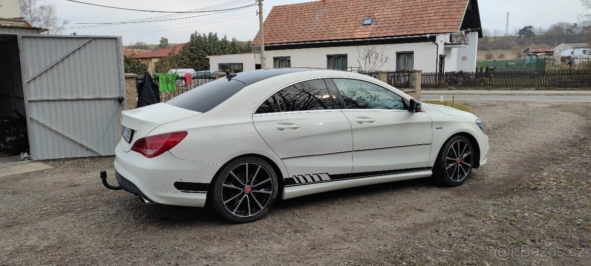 Mercedes-Benz CLA - 5