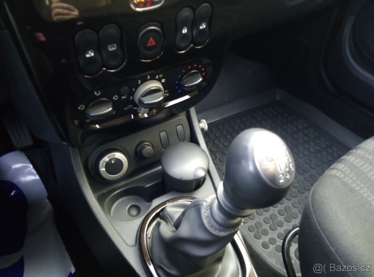 2011 Dacia DUSTER - 5