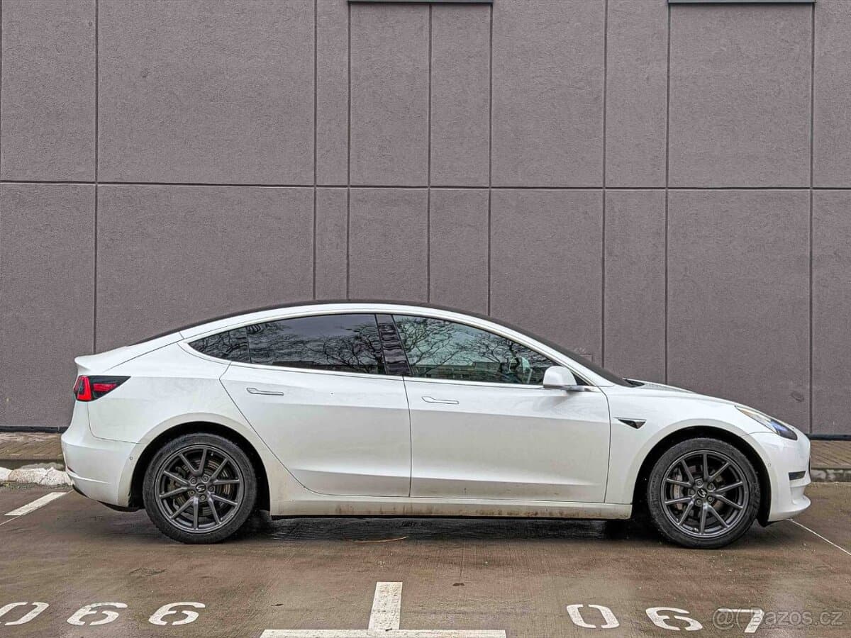 2019 Tesla MODEL 3 - 5