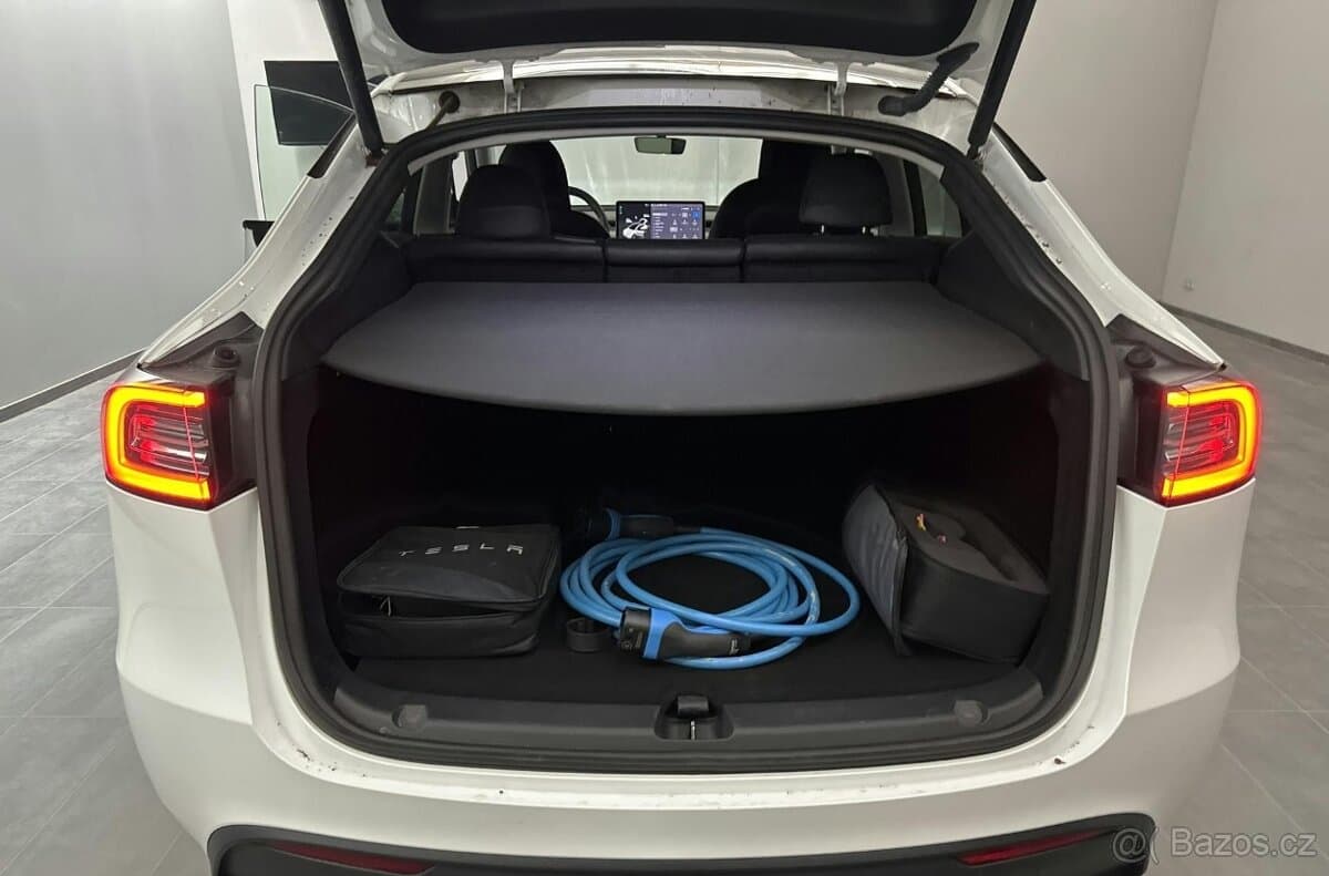 2023 Tesla MODEL Y - 5