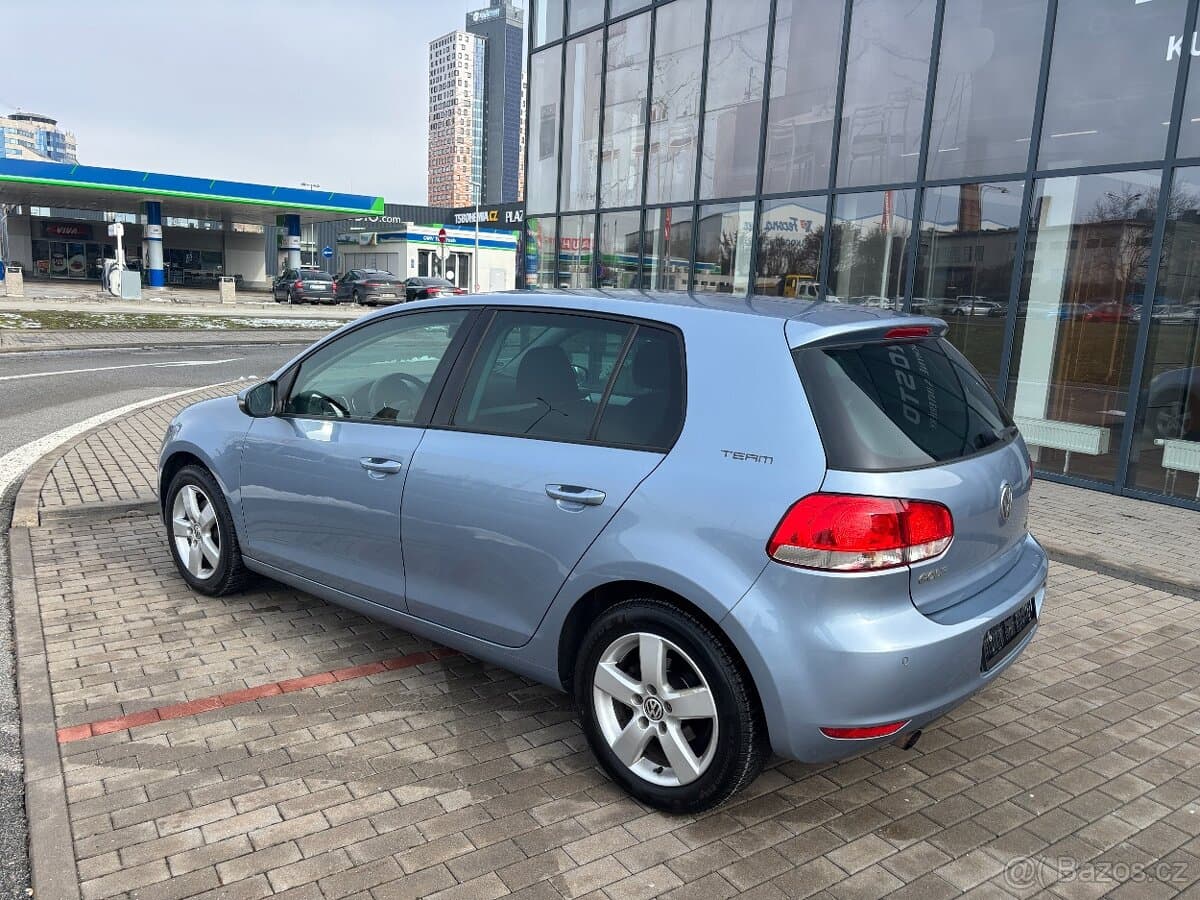 2010 Volkswagen GOLF - 5