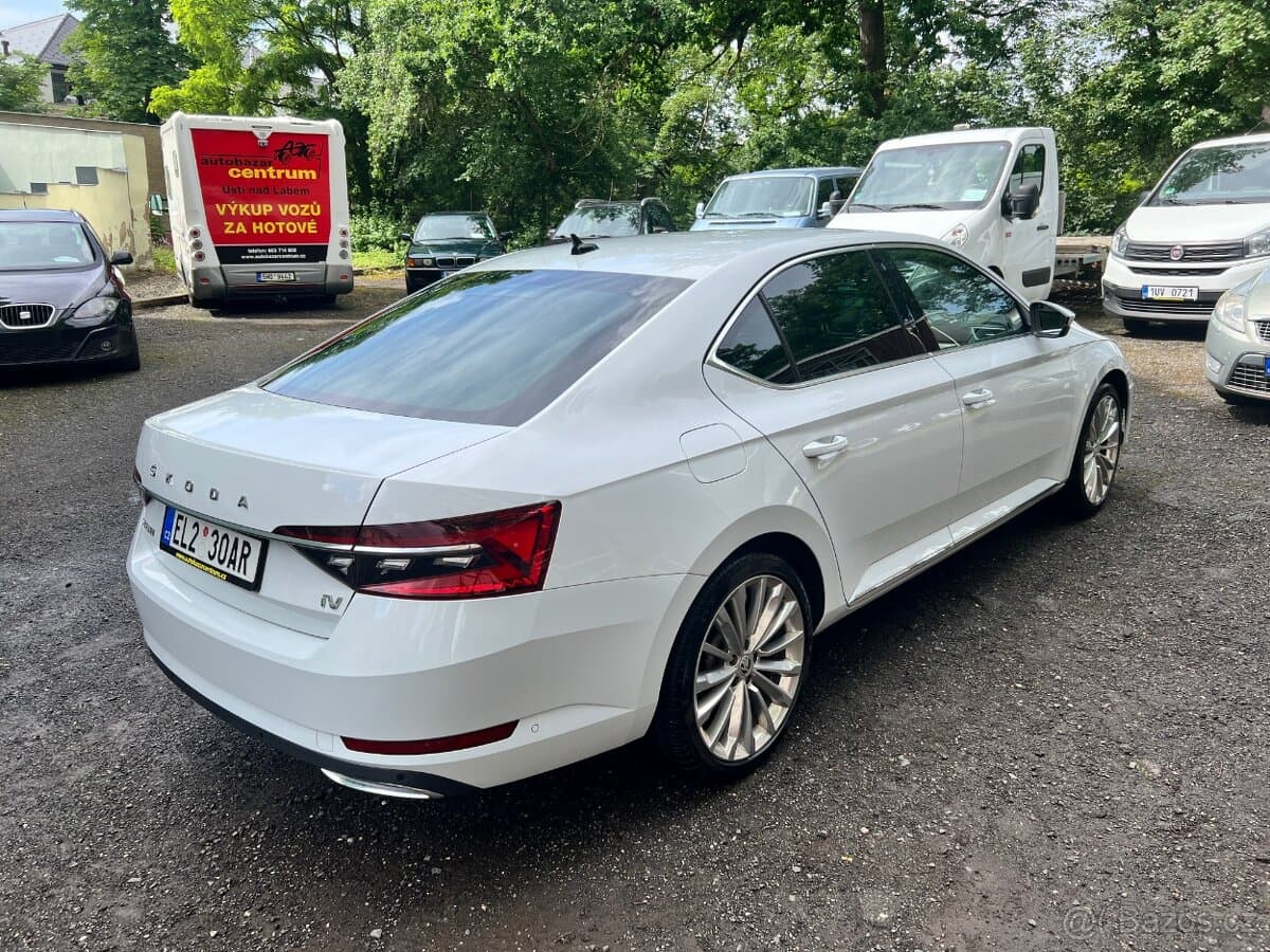 2021 Škoda SUPERB - 5