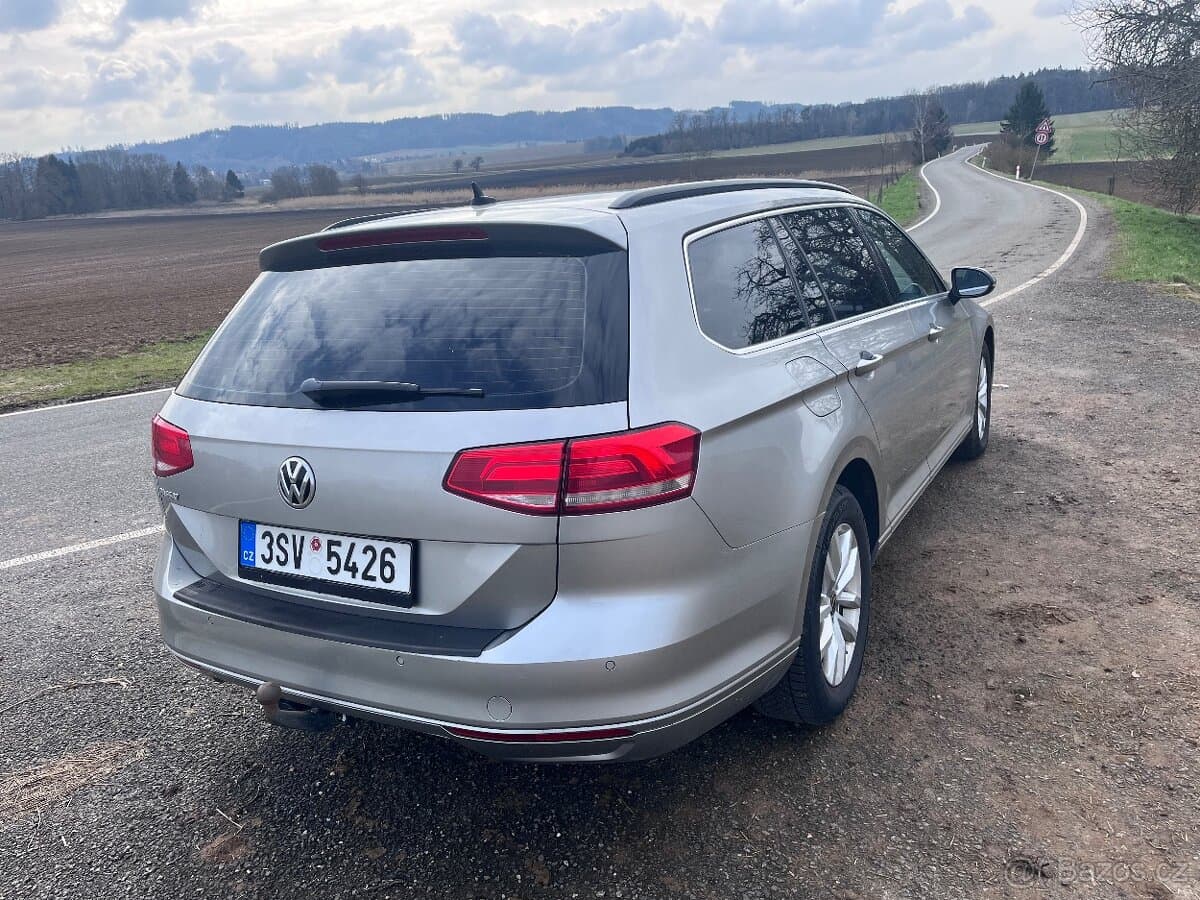 2015 Volkswagen PASSAT - 5