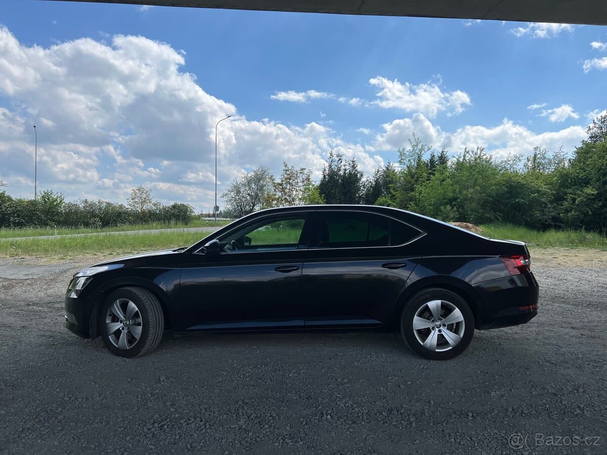 2018 Škoda SUPERB - 5