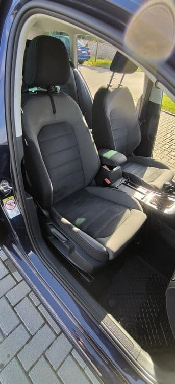 Volkswagen GOLF - 5