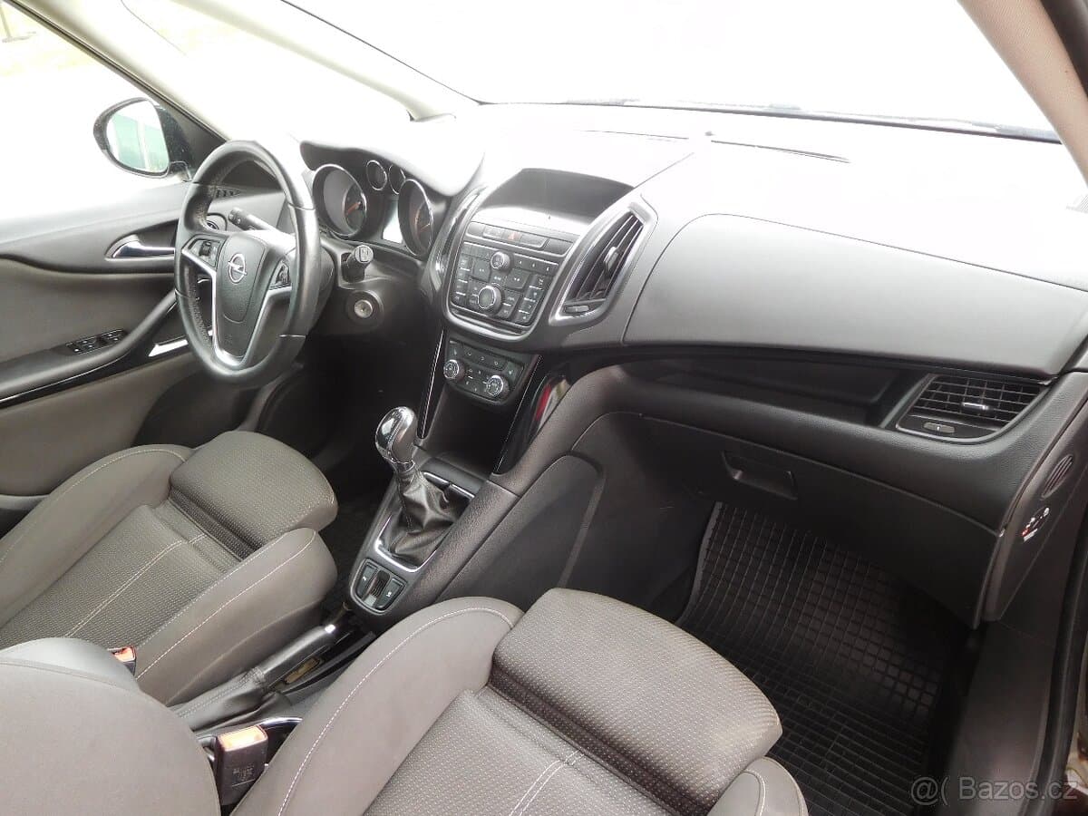 2012 Opel ZAFIRA - 5
