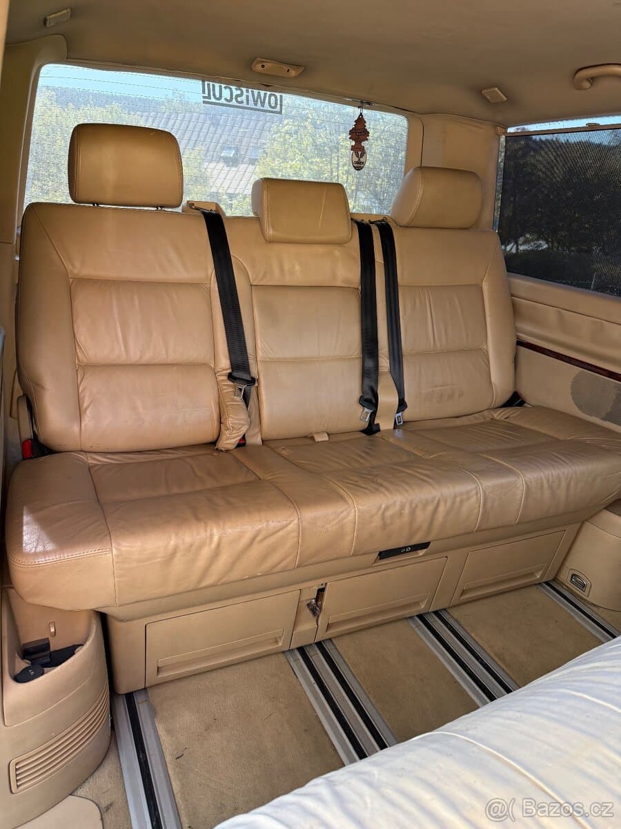 2005 Volkswagen MULTIVAN - 5