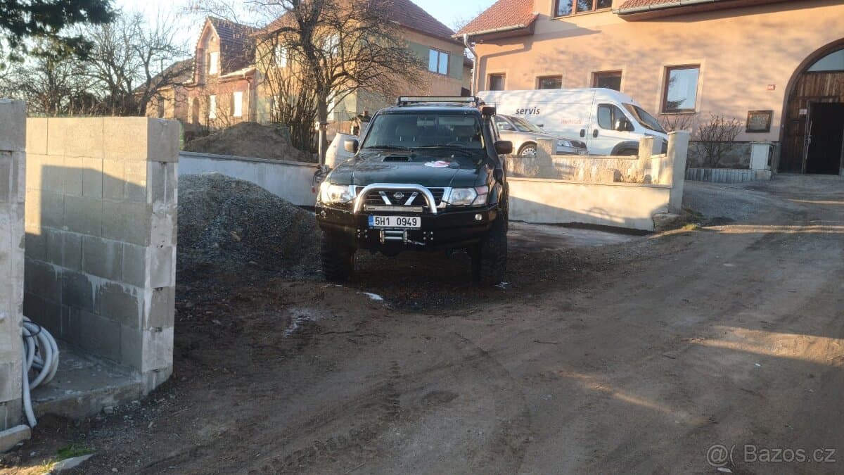 Nissan PATROL - 5
