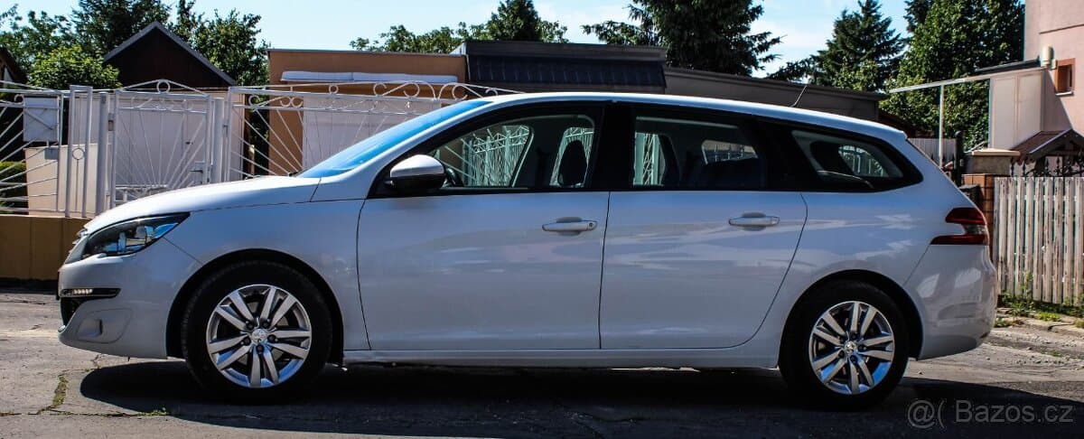 2015 Peugeot 308 - 5
