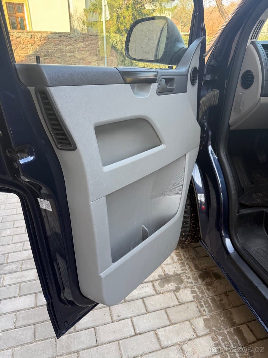 2011 Volkswagen TRANSPORTER - 5