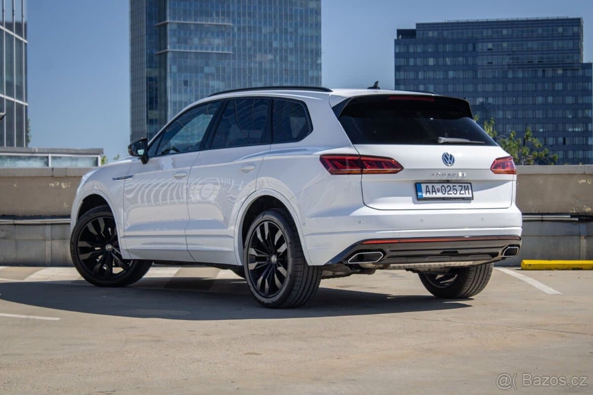 2019 Volkswagen TOUAREG - 5