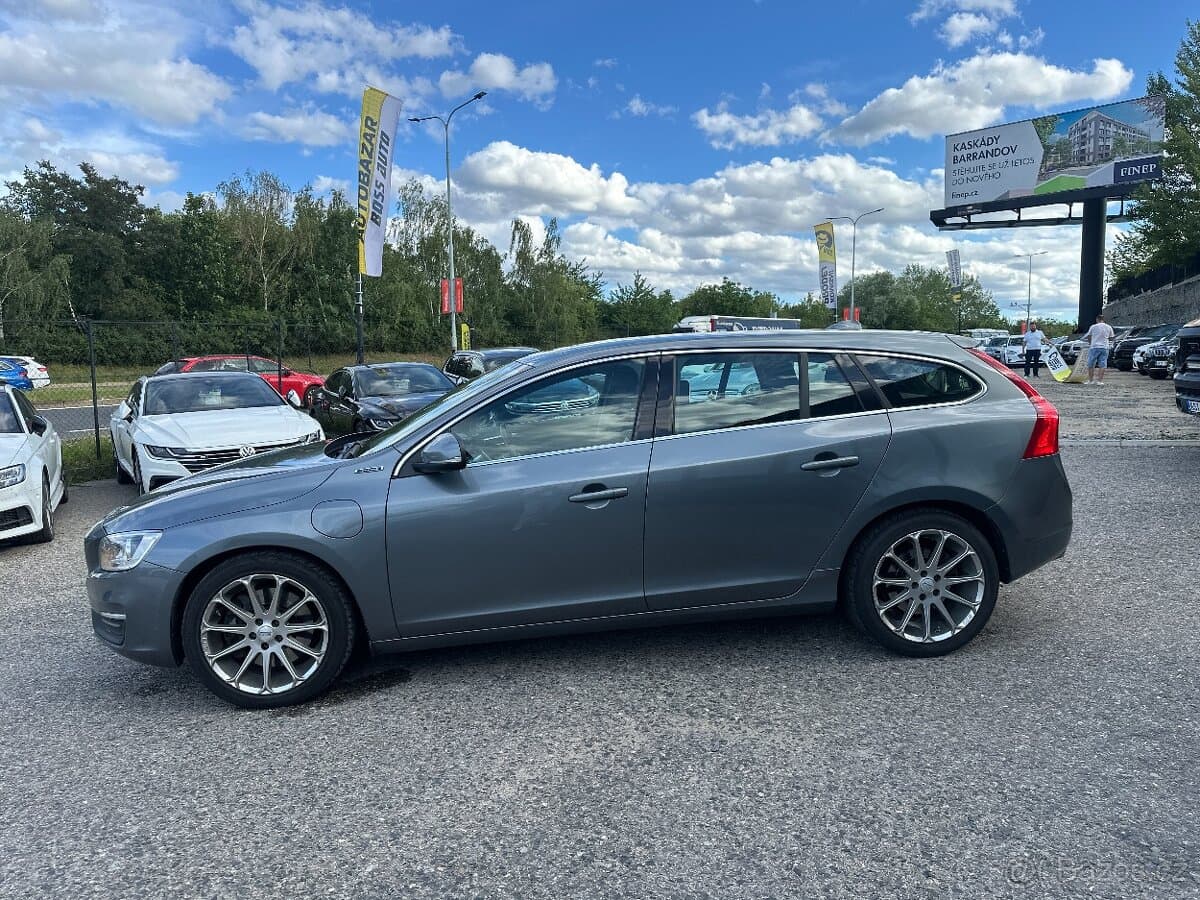 2016 Volvo V60 - 5