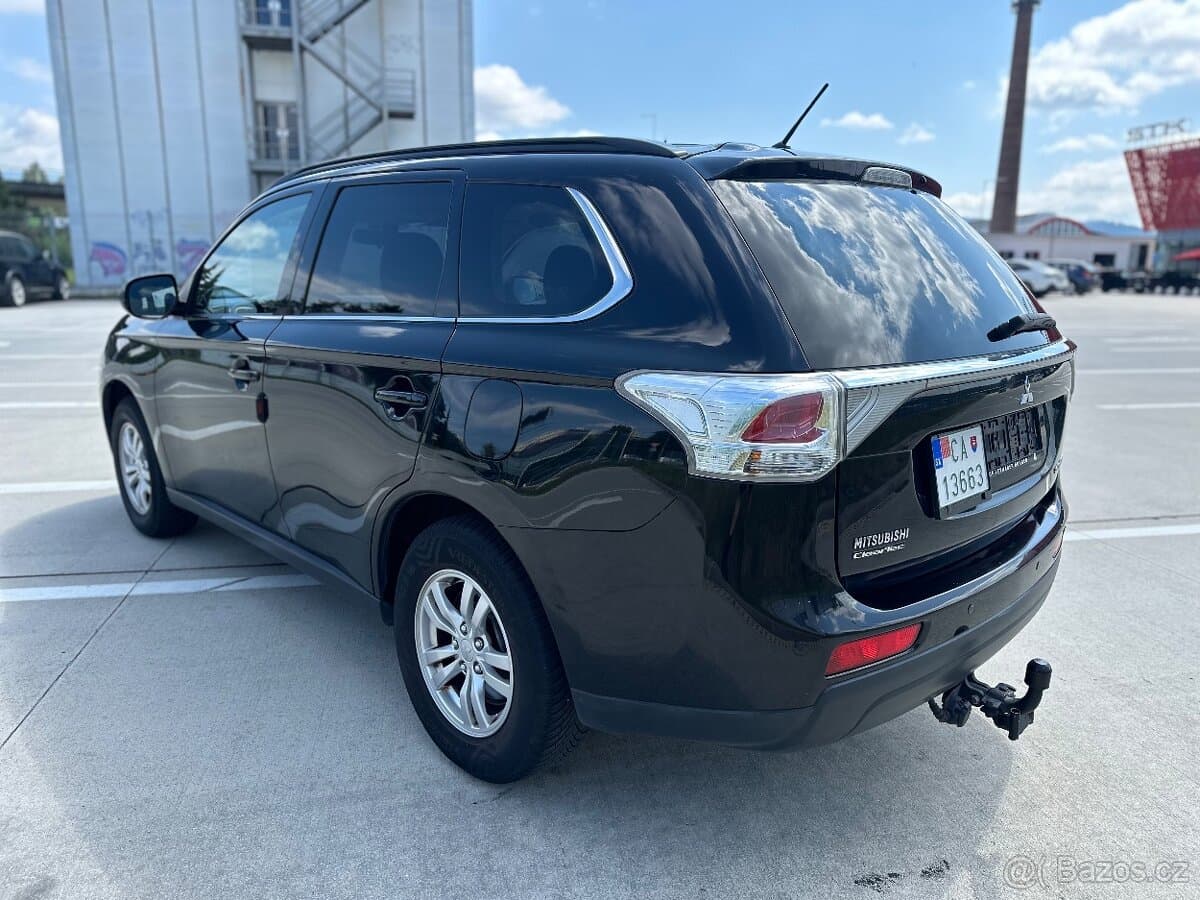 2013 Mitsubishi OUTLANDER - 5
