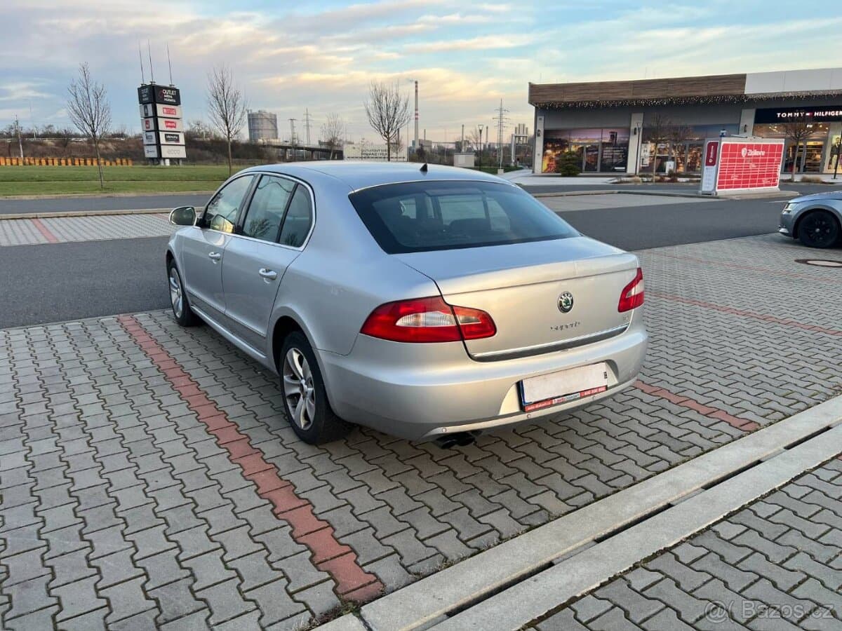 2009 Škoda SUPERB - 5