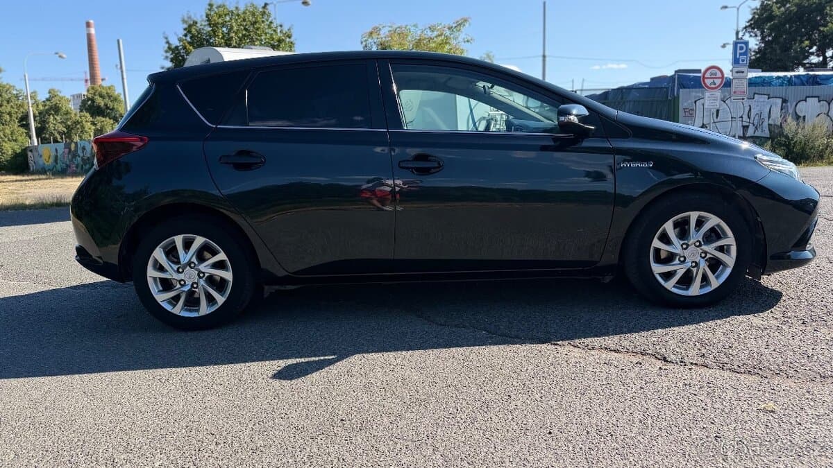 2016 Toyota AURIS - 5