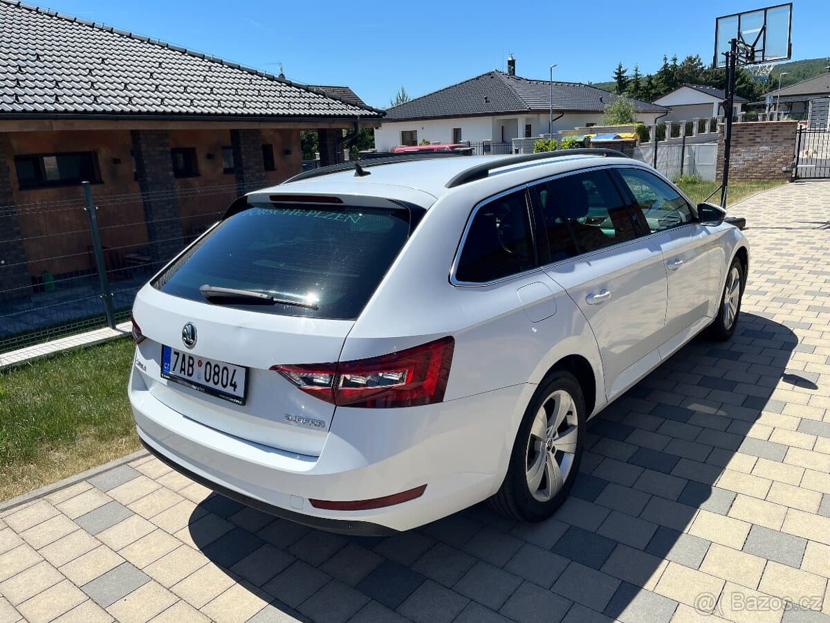 2018 Škoda SUPERB - 5