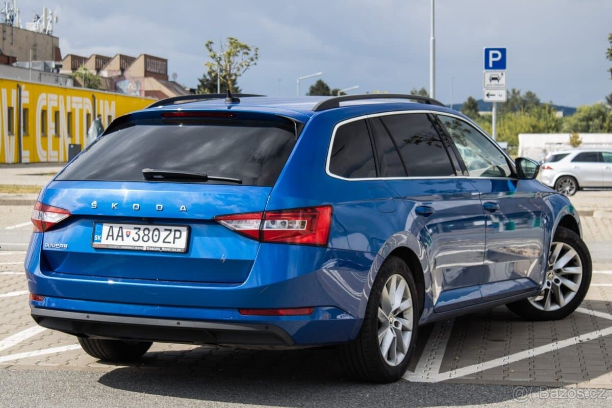 2020 Škoda SUPERB - 5