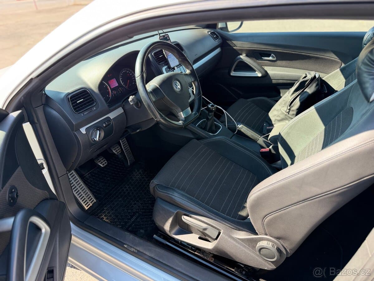 Volkswagen SCIROCCO - 5