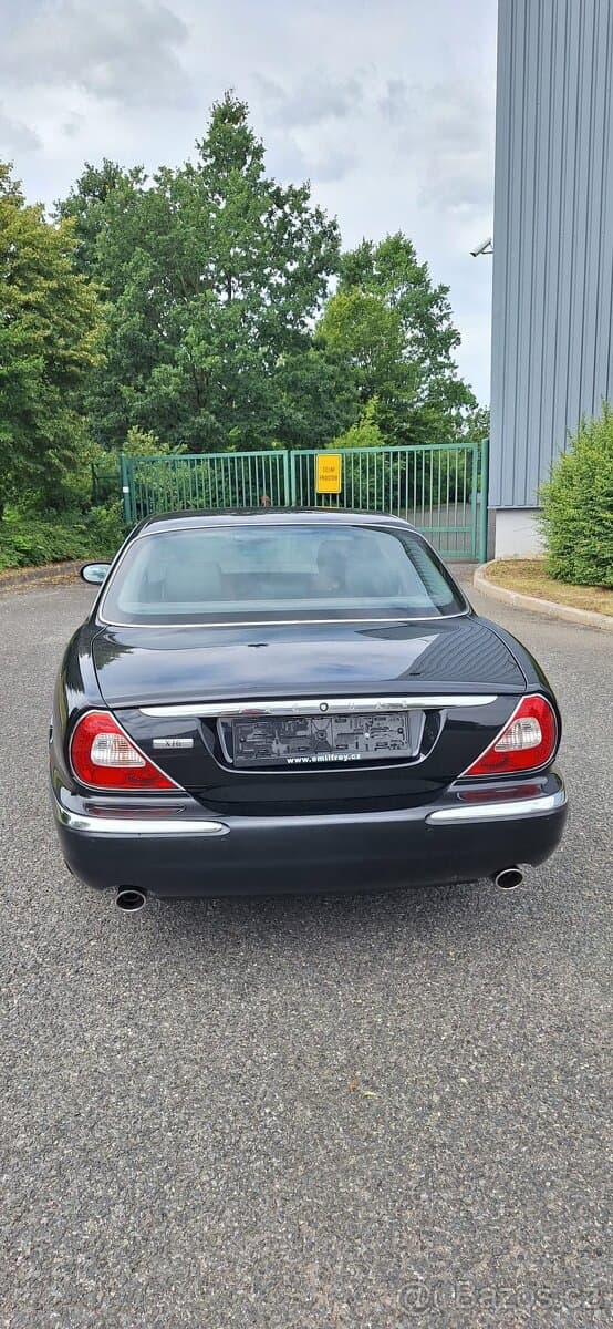2003 Jaguar XJ - 5