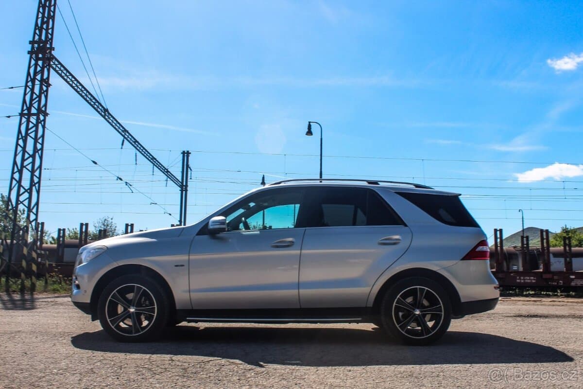 2011 Mercedes-Benz M-CLASS - 5