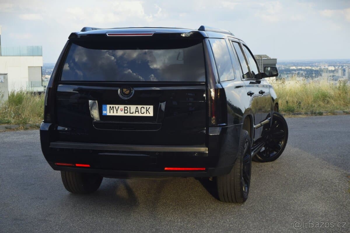 2015 Cadillac ESCALADE - 5
