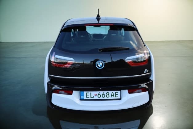 2020 BMW i3 - 5