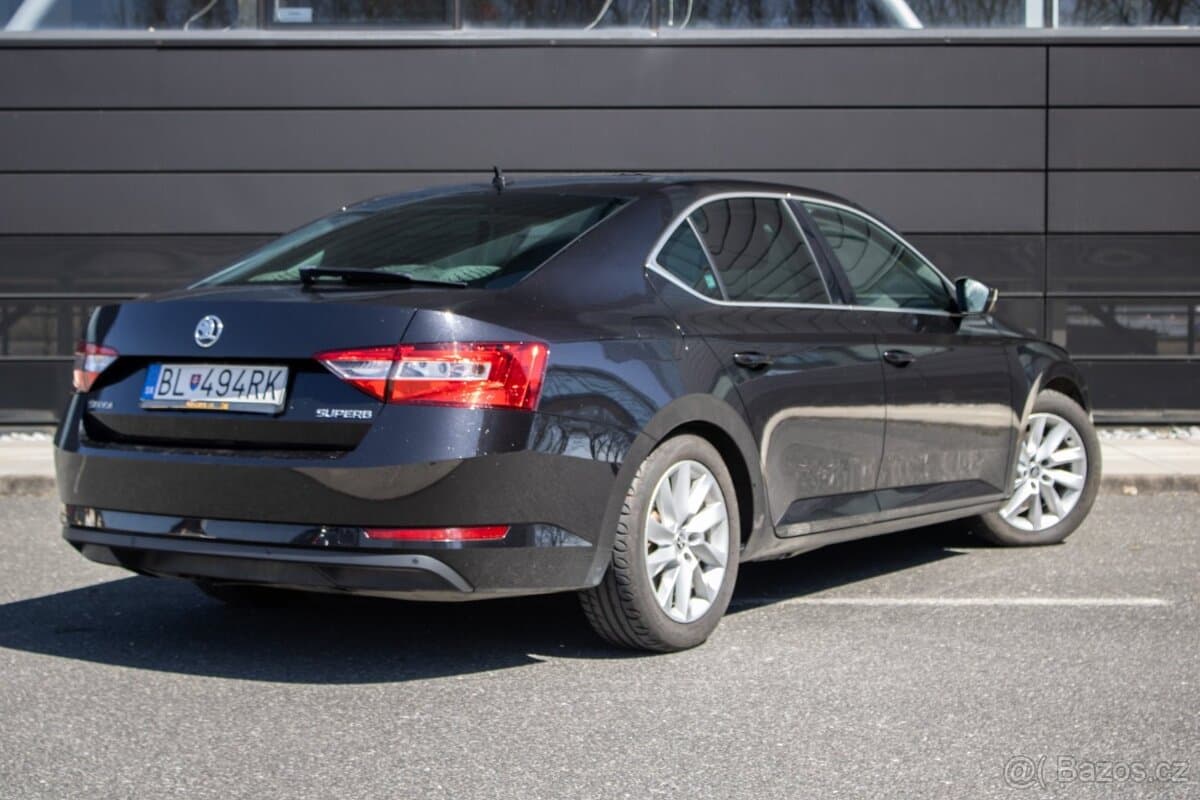 2018 Škoda SUPERB - 5
