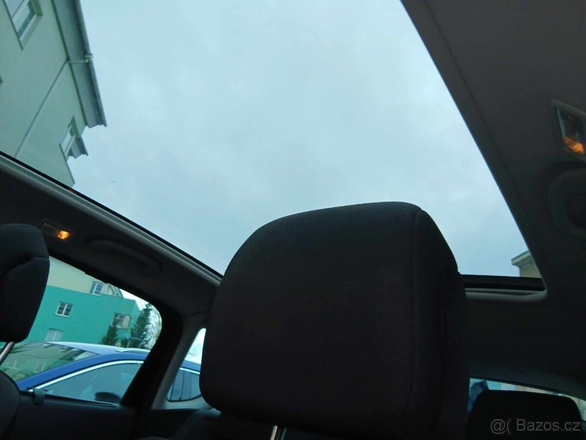 2010 Peugeot 3008 - 5