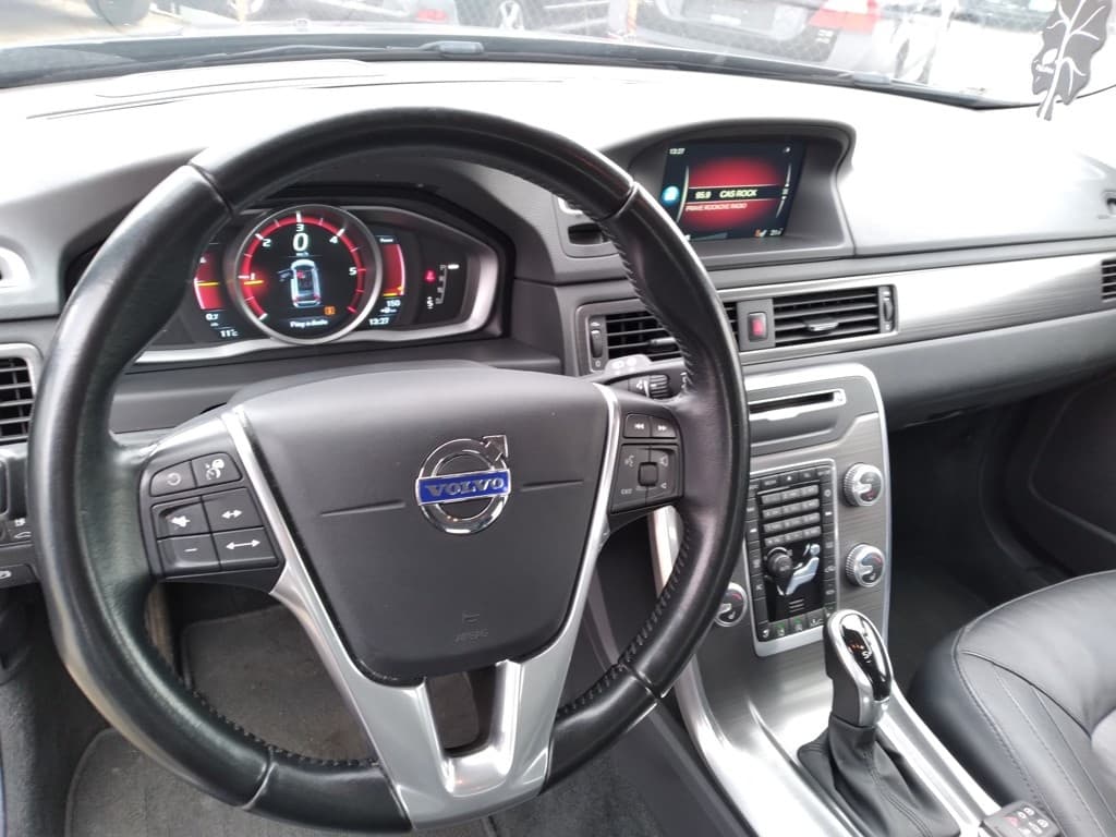 2016 Volvo V70 - 5