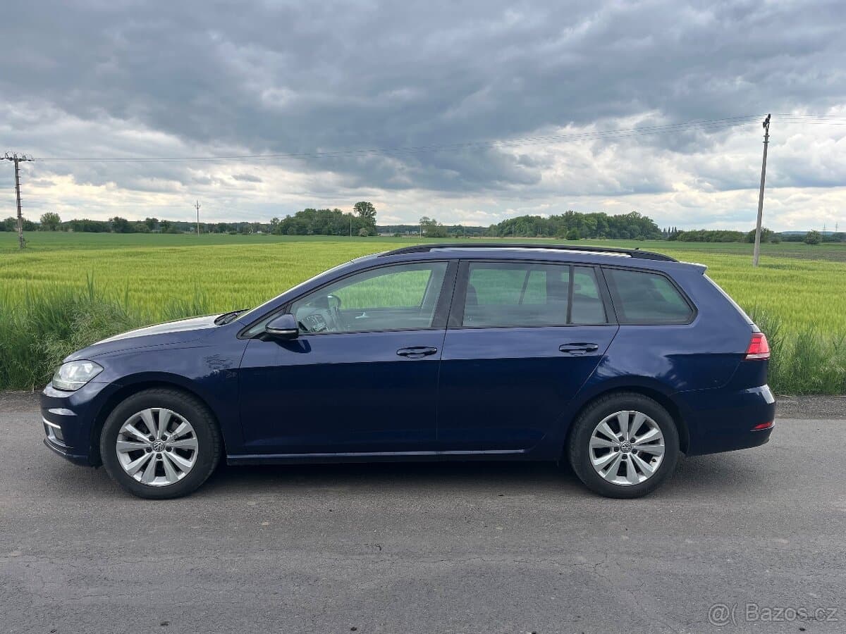 Volkswagen GOLF - 5