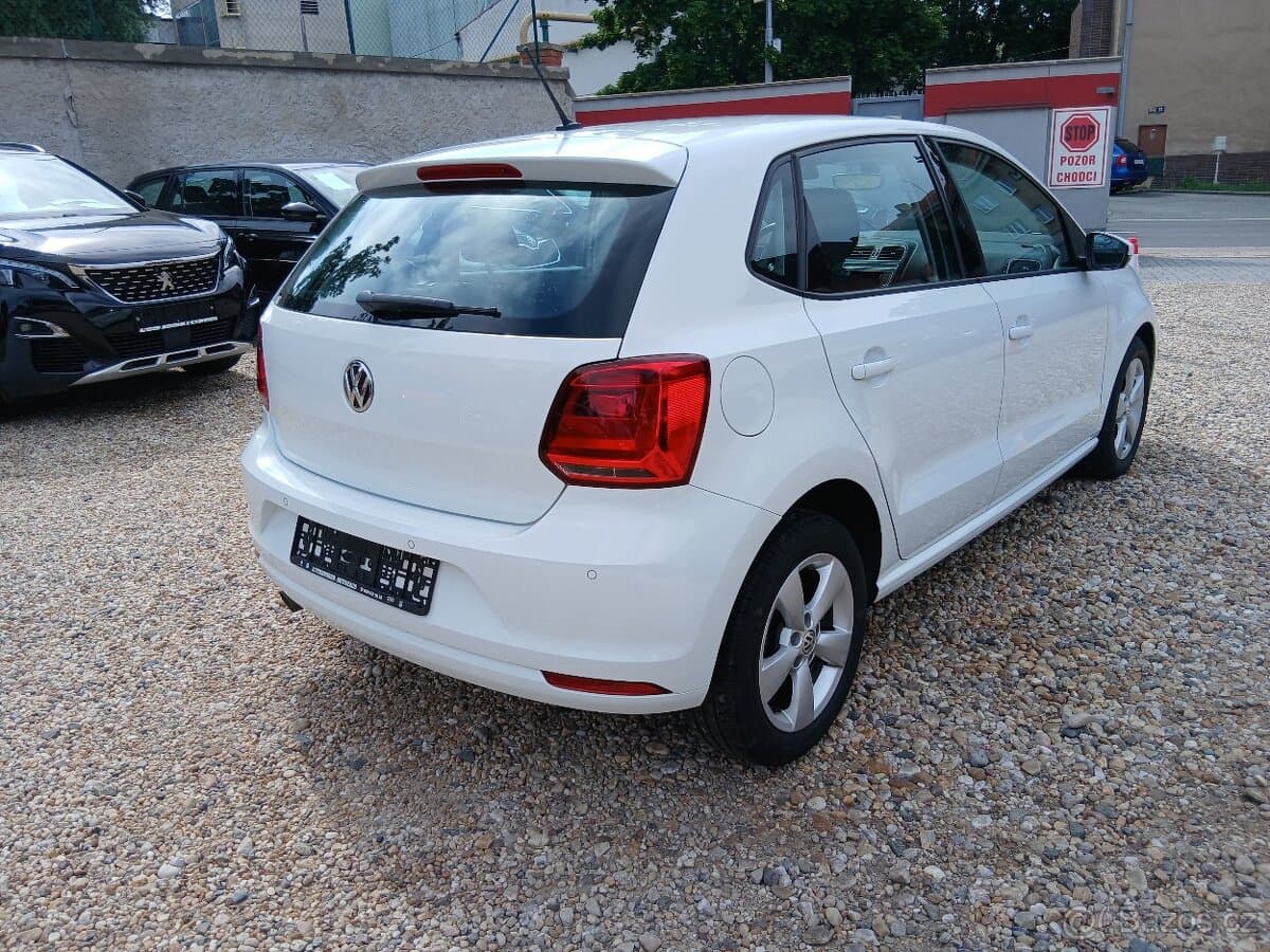2015 Volkswagen POLO - 5