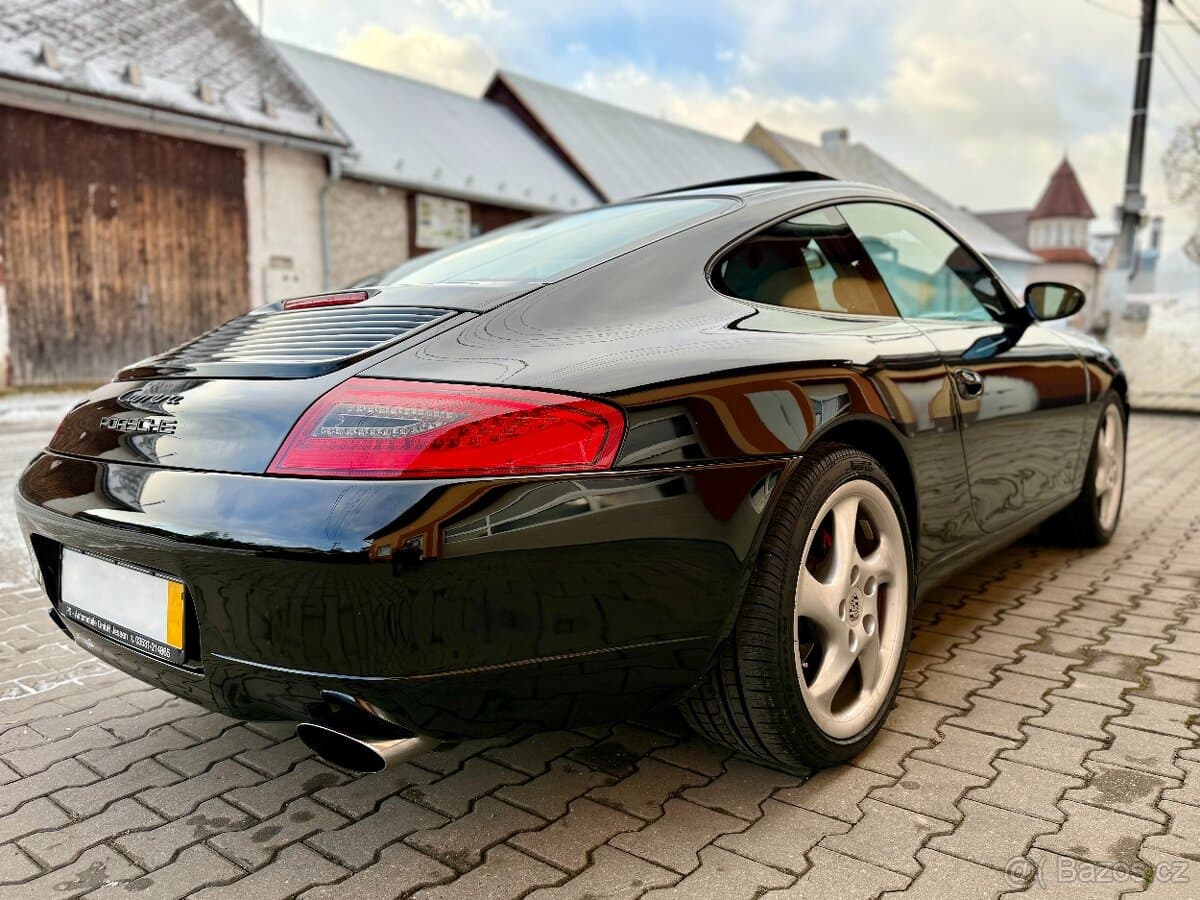 2001 Porsche 911 - 5