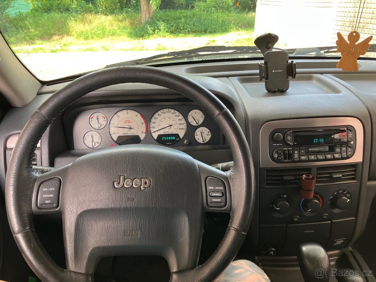 2003 Jeep CHEROKEE - 5