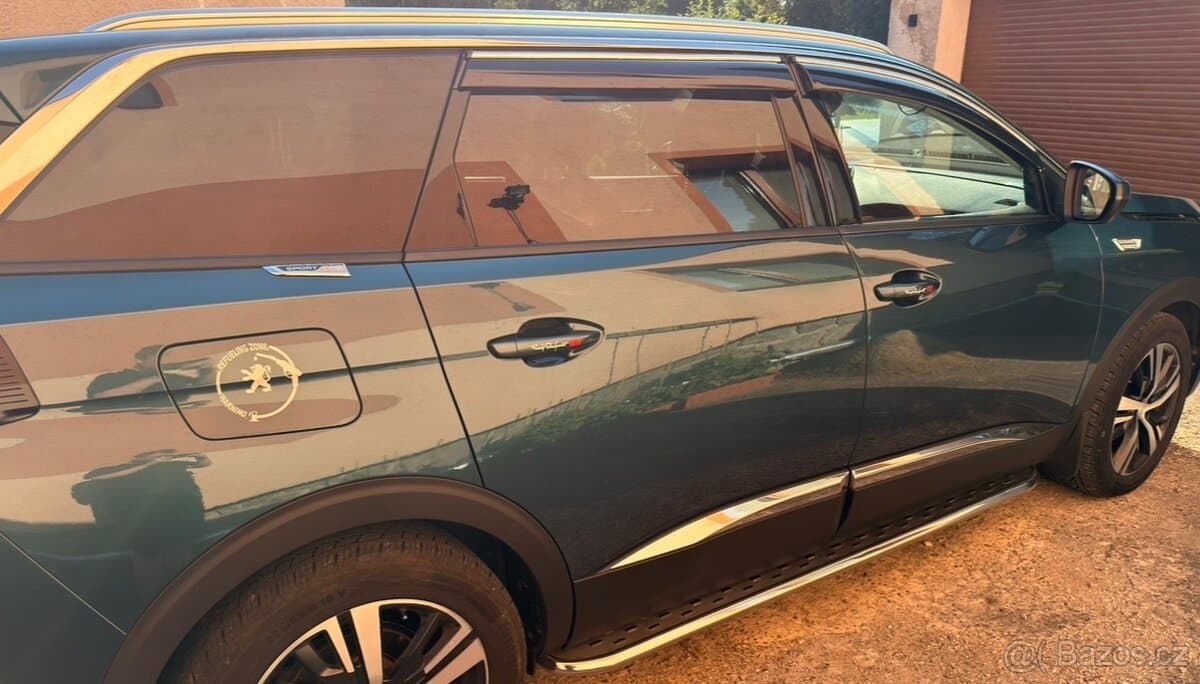 Peugeot 5008 - 5