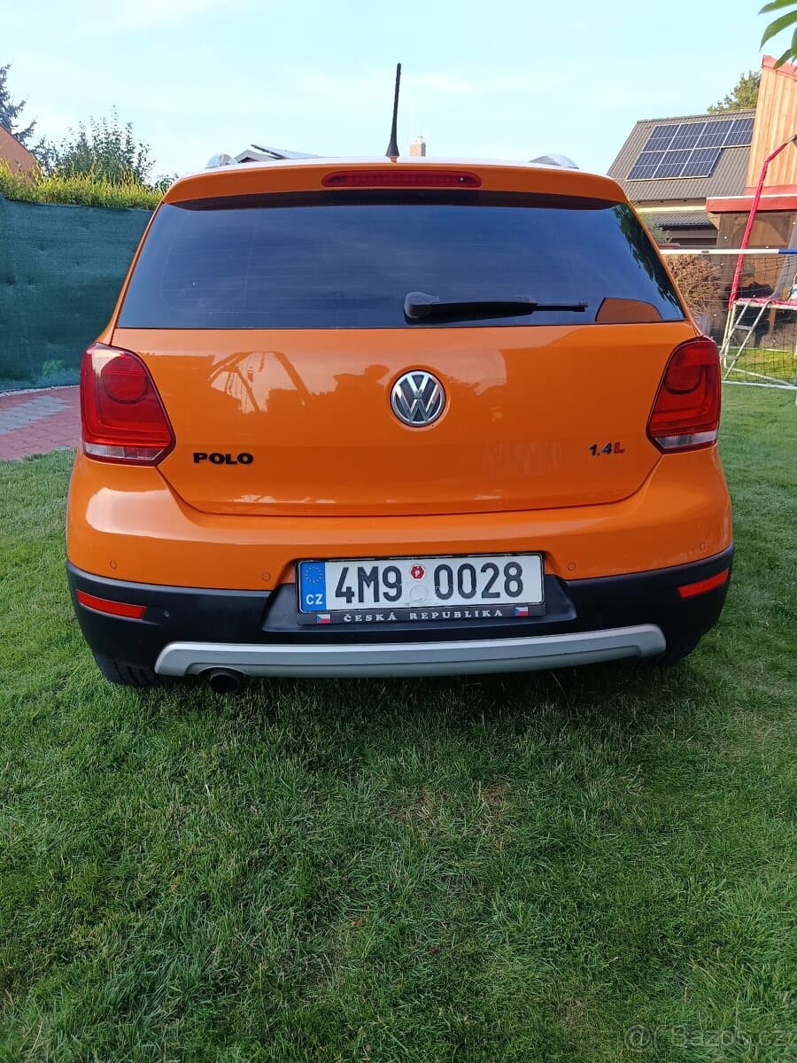2012 Volkswagen POLO - 5