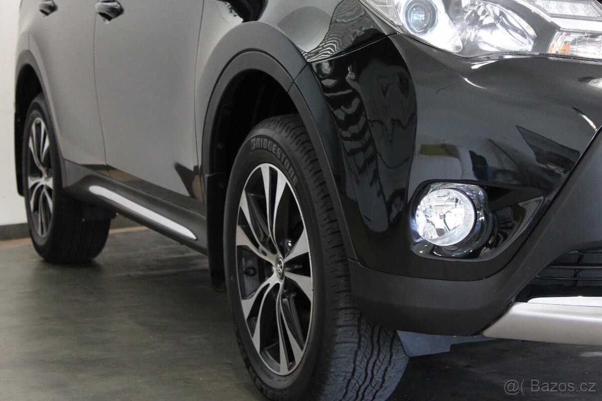 2015 Toyota RAV4 - 5