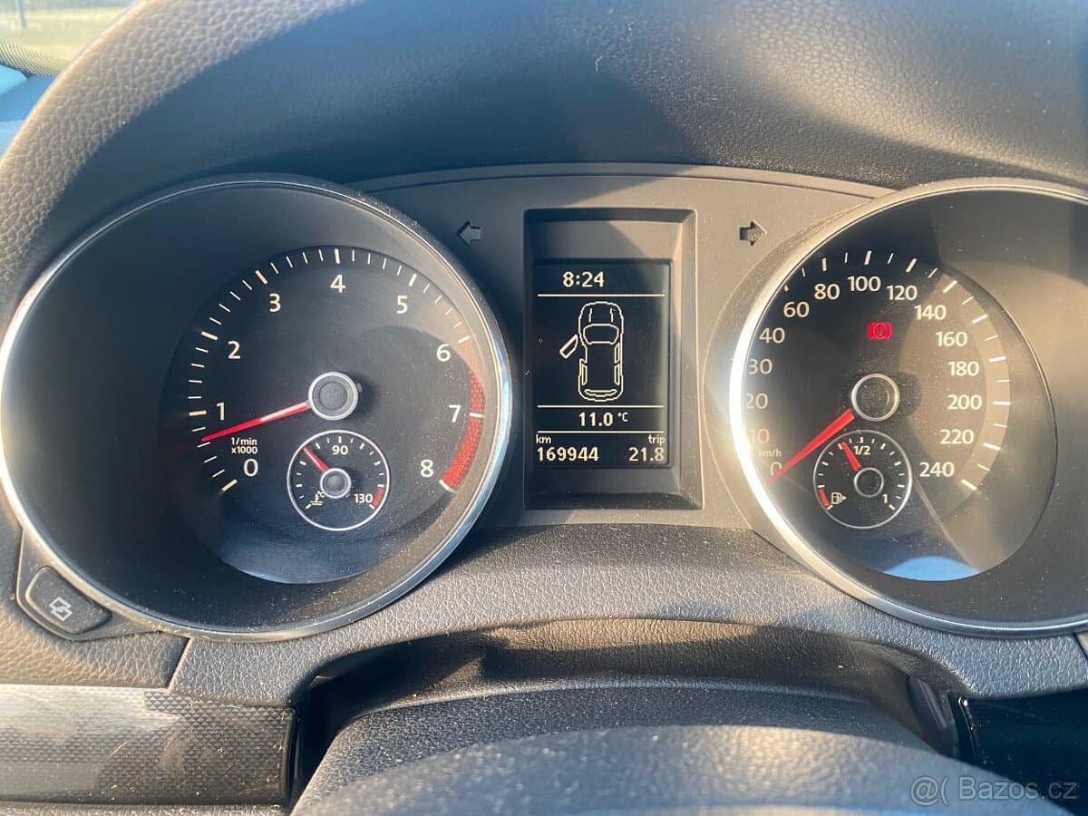 2009 Volkswagen GOLF - 5