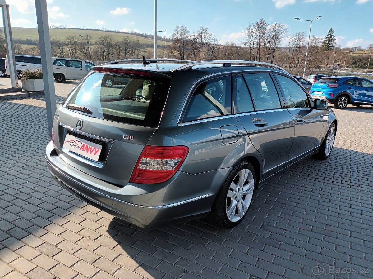 2011 Mercedes-Benz C-CLASS - 5