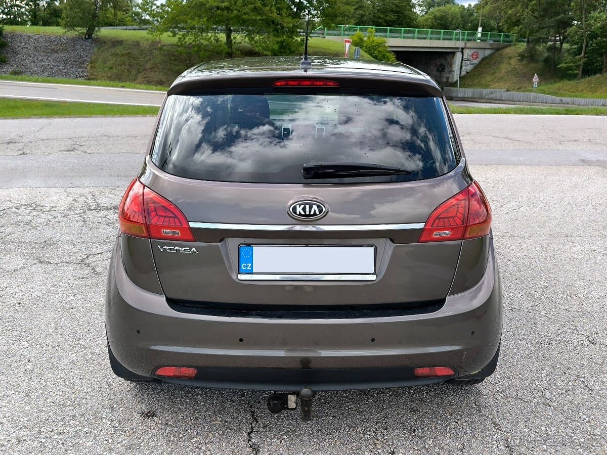 2017 Kia VENGA - 5