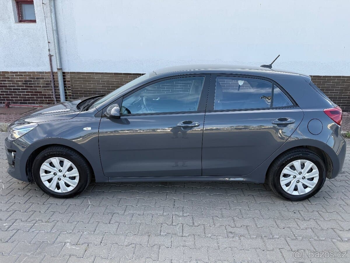 2021 Kia RIO - 5