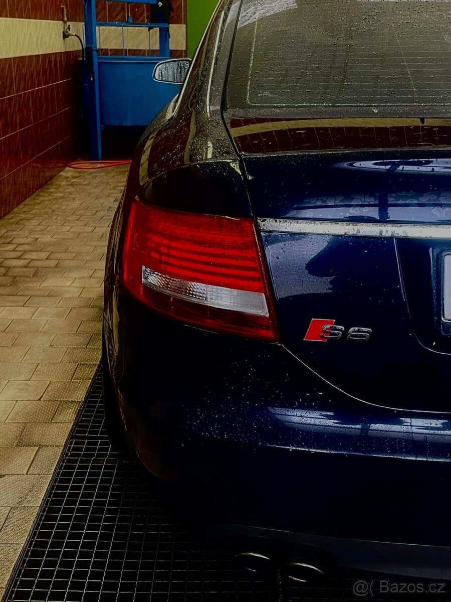 2006 Audi S6 - 5