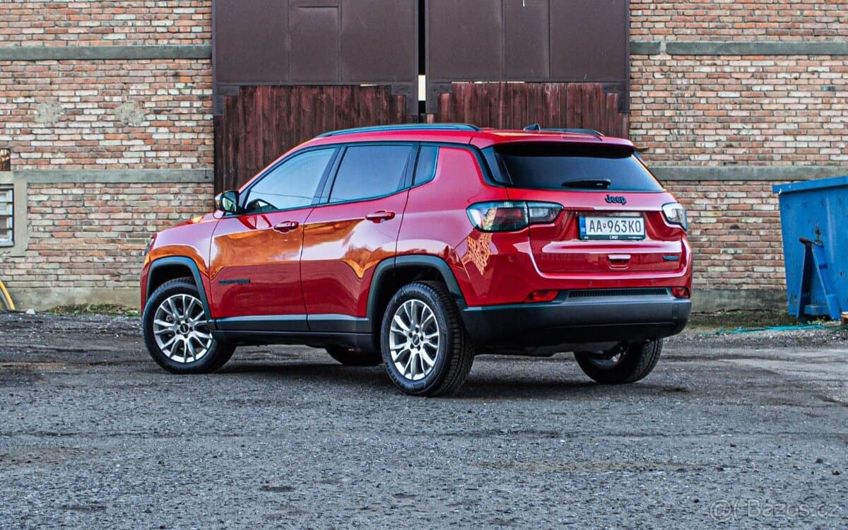 2023 Jeep COMPASS - 5