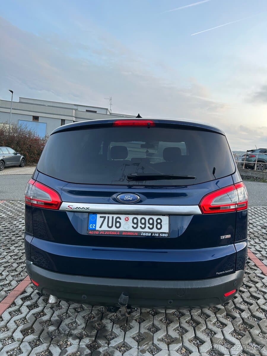 2010 Ford S-MAX - 5