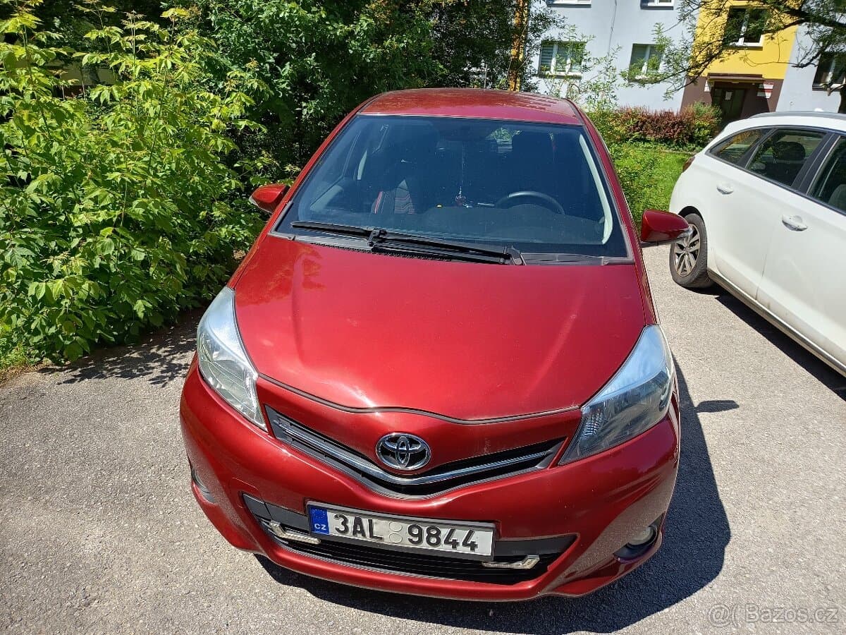 2013 Toyota YARIS - 5