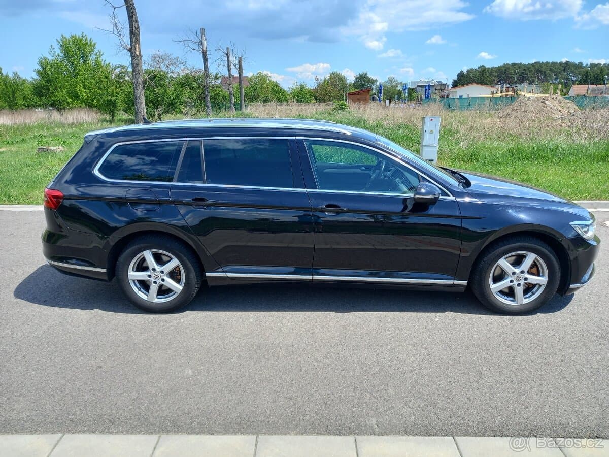 2015 Volkswagen PASSAT - 5