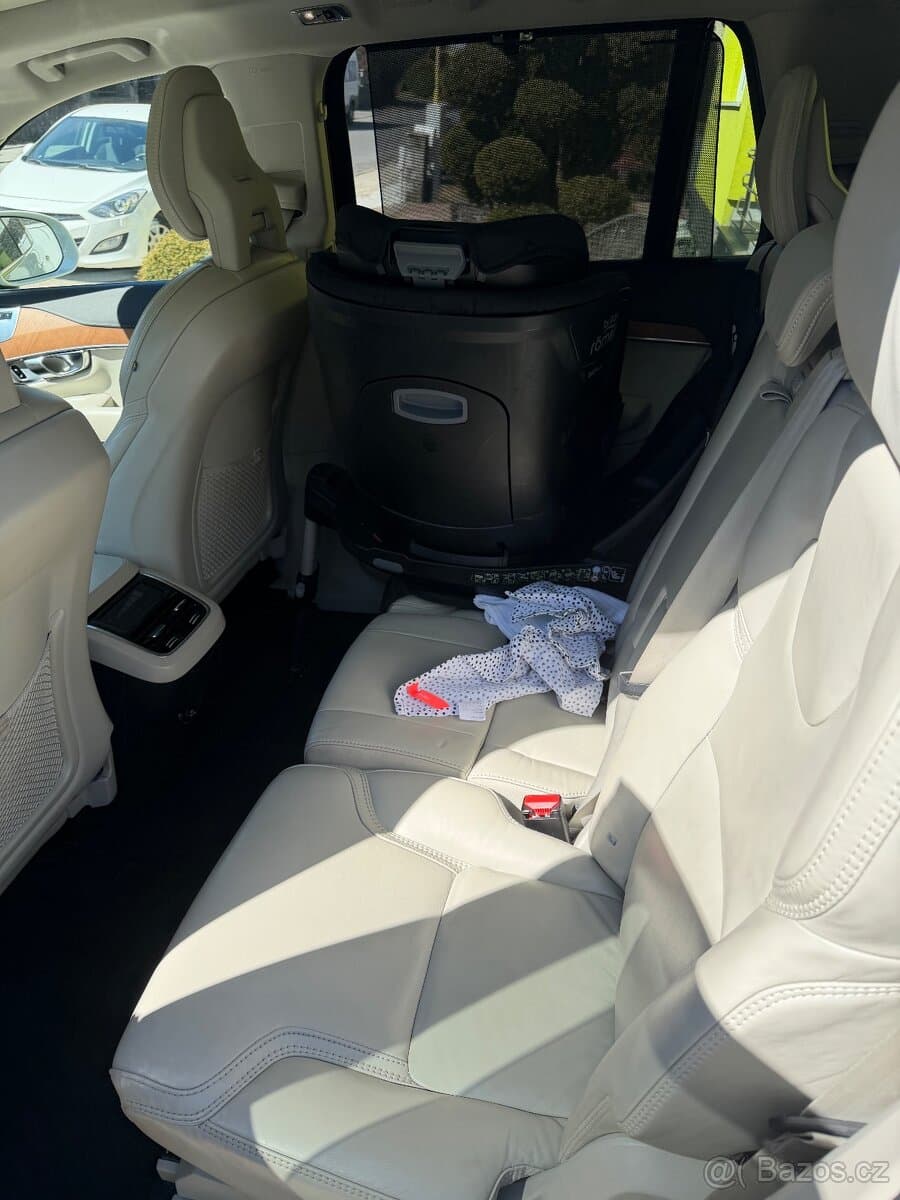 2020 Volvo XC90 - 5