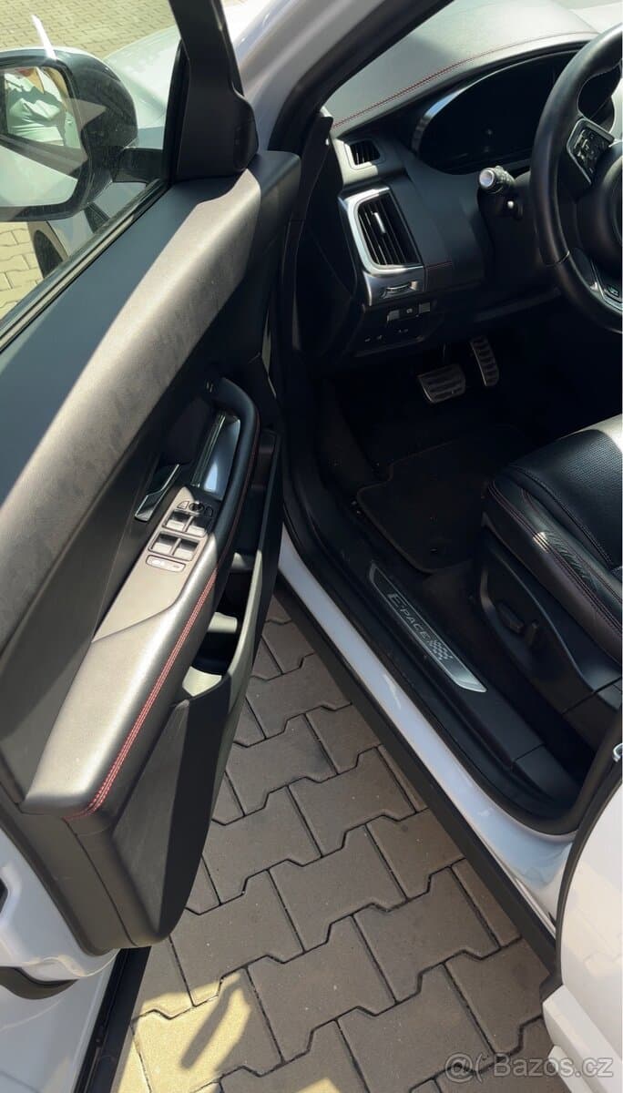 2020 Jaguar E-PACE - 5