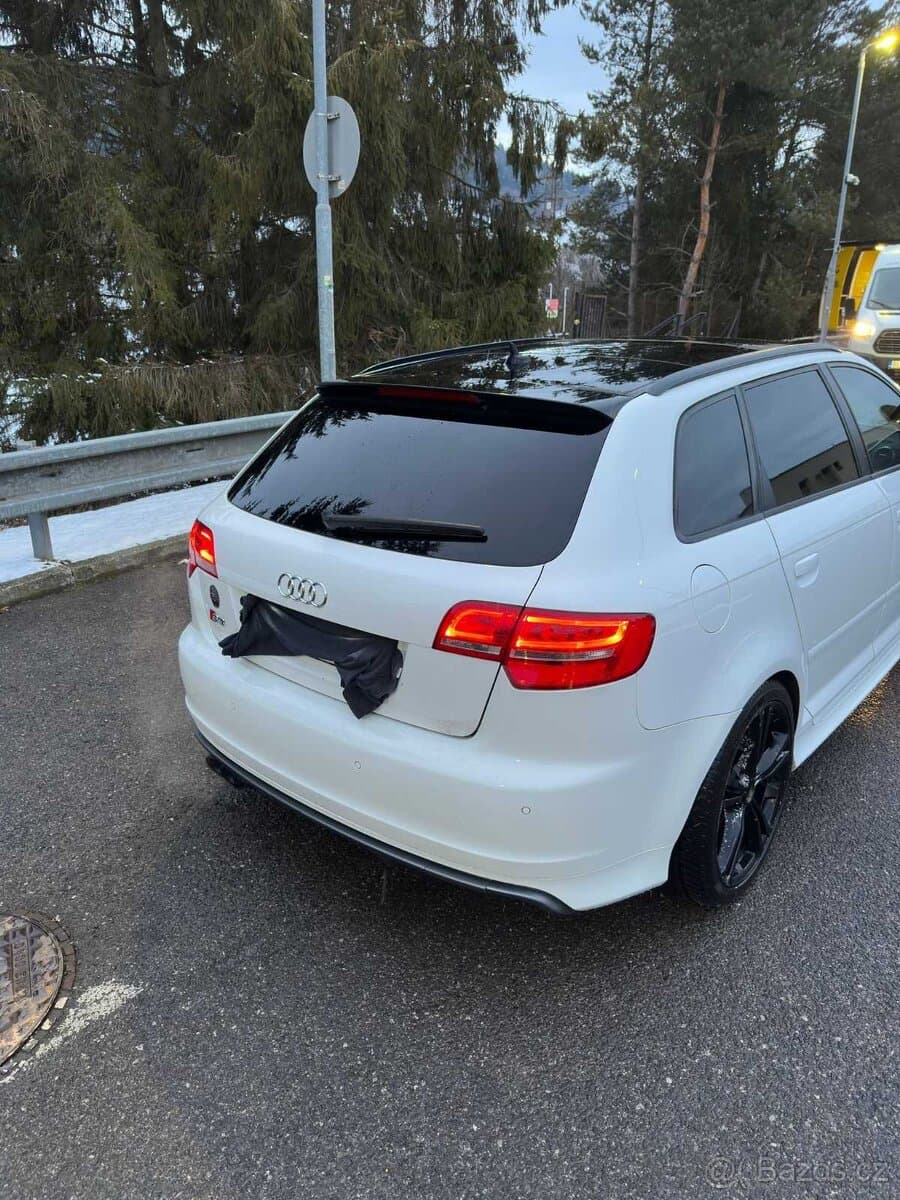 2010 Audi S3 - 5